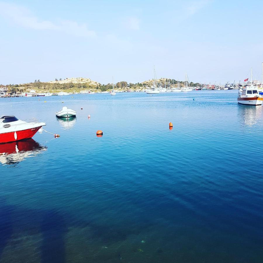 Limon Pansiyon Foça Bagian luar foto