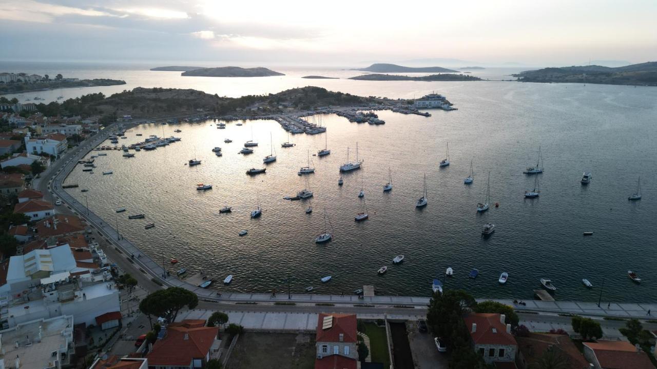 Limon Pansiyon Foça Bagian luar foto