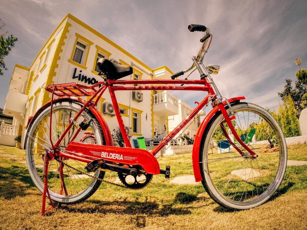 Limon Pansiyon Foça Bagian luar foto